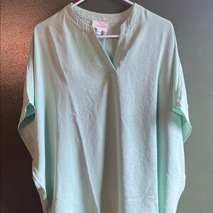 ANDREE BY UNIT Light Green V-Neck Blouse